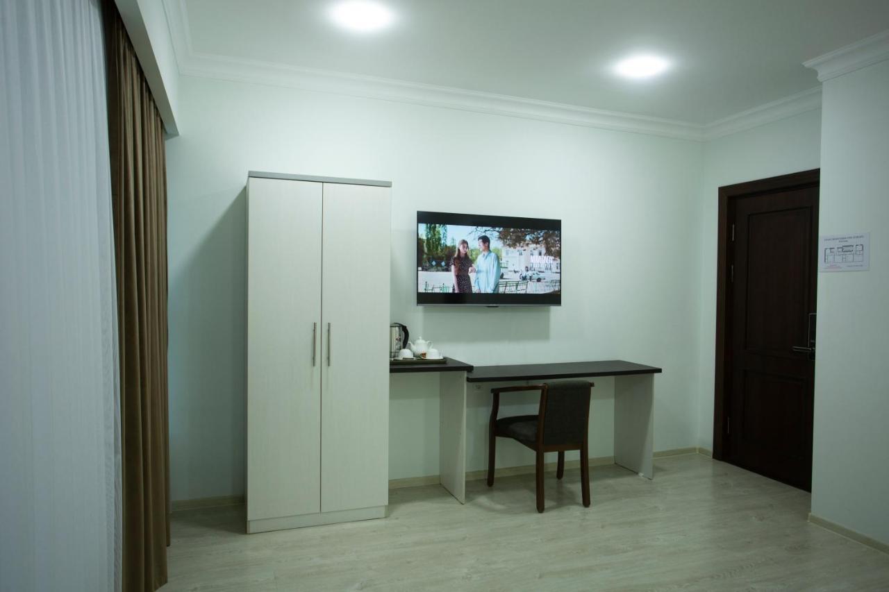 Viva Hotel Taszkent Zewnętrze zdjęcie